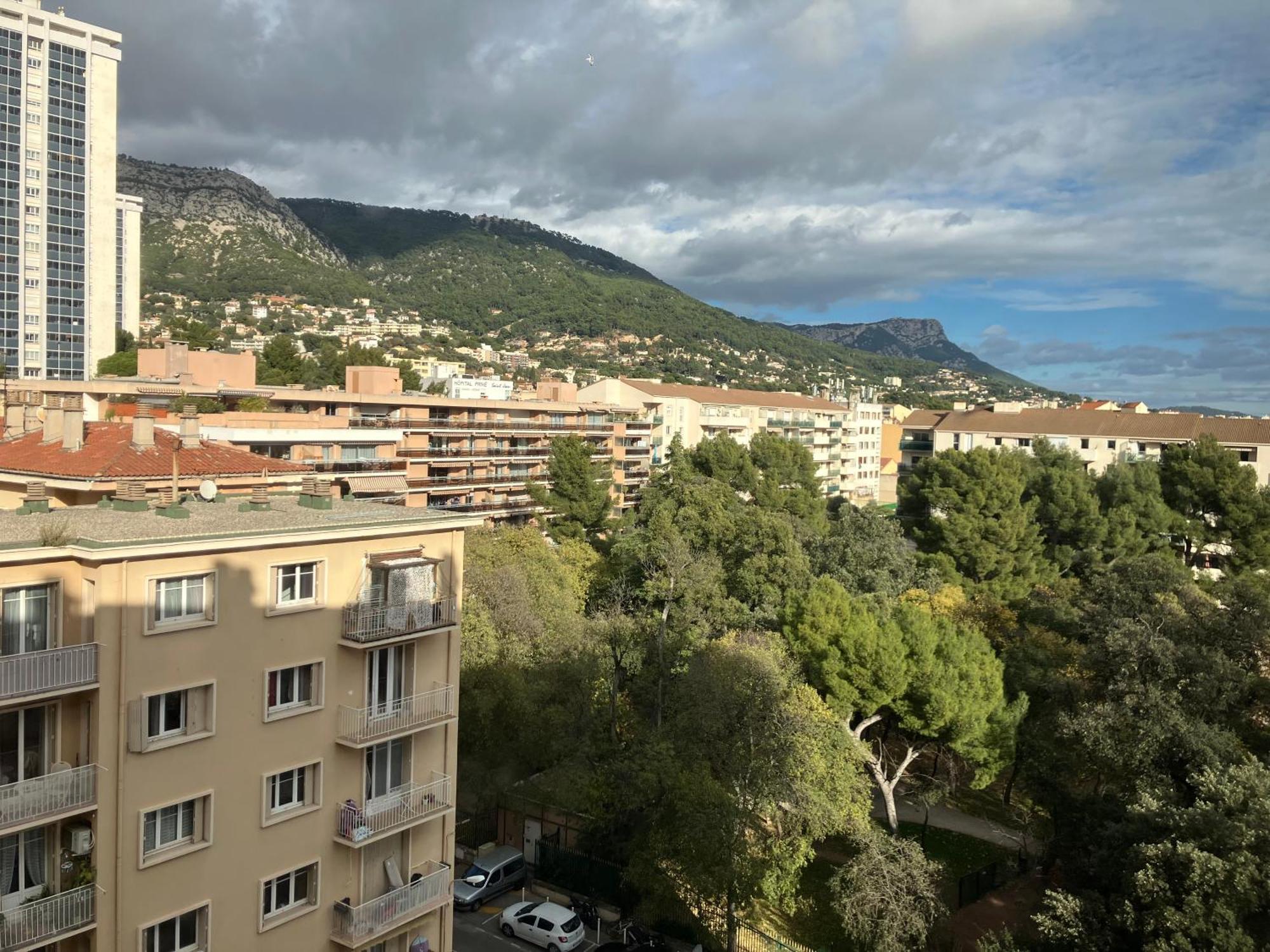 Quartier St Jean Du Calme Avec Parking Appartement *